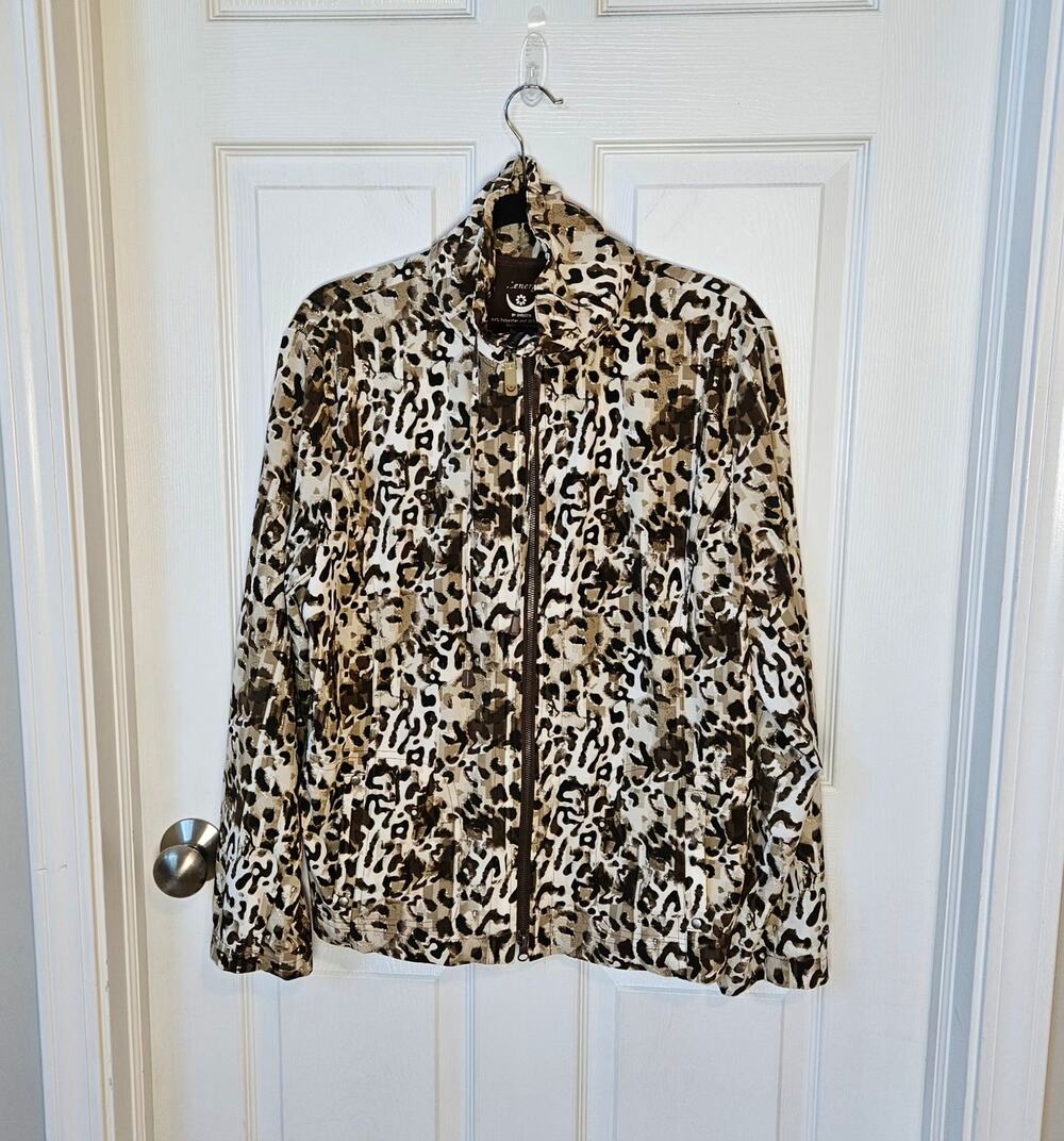 Chico’s Zenergy Jacket Size 2 Large Animal Print Full Zip Stretch Activewear